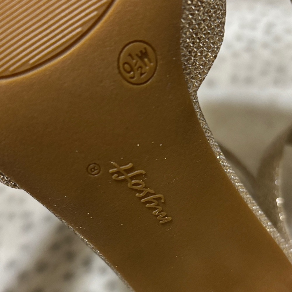 Hosio Glittering Gold Women's Heels - Picture 7 of 8